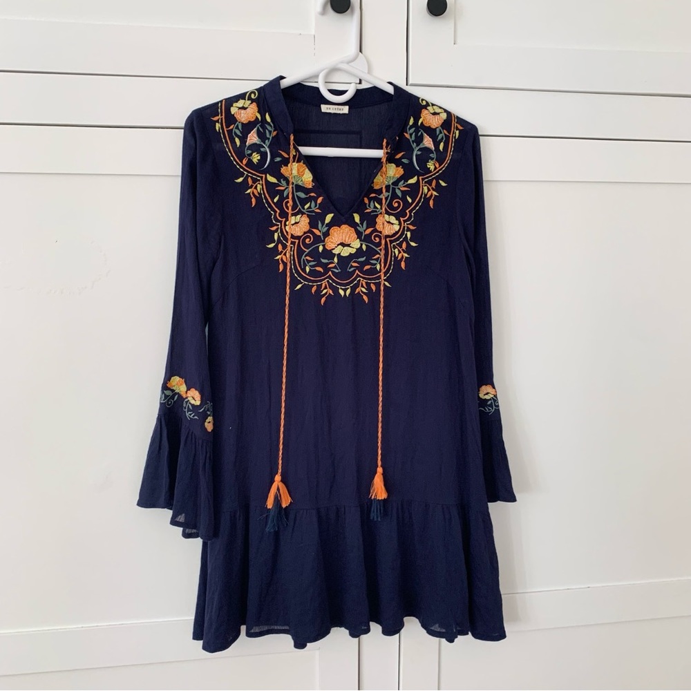 En Creme Navy Blue Orange Floral Rayon Embroidered Dress Size Small